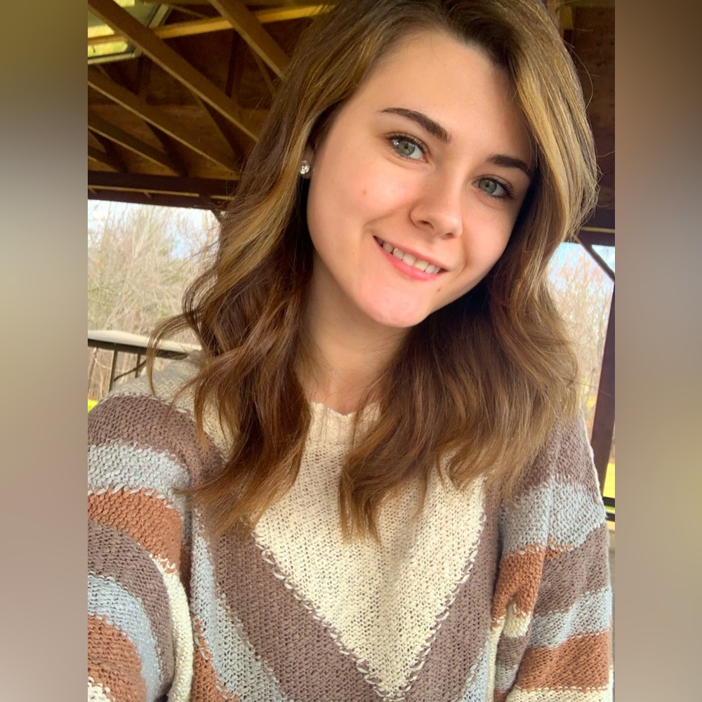 Meet your Posher, Candace